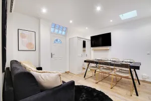 Image of Charming Apartment - 2br/6p - Menilmontant