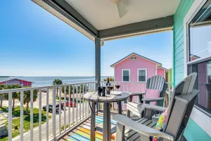 Image of Steps to Beach: Home w/ Sunset Views in Cedar Key!