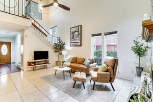 Image of 4 Mi to ATandT Stadium Townhome in Fort Worth