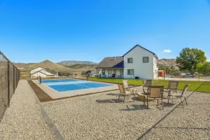 Image of 1 Mi to Pools: Chic Lava Hot Springs Home