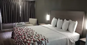 Image of Red Roof Inn Fort Worth West