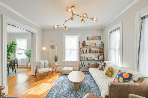 Image of Bright & Pet-friendly Home: 2 Mi to Harvard Square