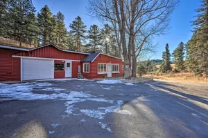 Image of Wildmanor Ranch Near Red Rocks with Hot Tub!