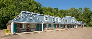Image of Country Squire inn and suites