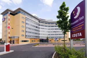 Image of Premier Inn Manchester Airport - M56/J6 Runger Lane North