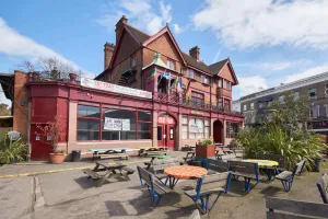 Image of Hootananny Hostel