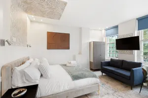 Image of Bright Dockside Studio Harbour & Ship Views