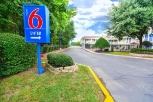 Image of Motel 6-Huntsville, TX