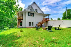 Image of Lake Cumberland Retreat with Deck and Views!