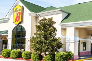 Image of Super 8 by Wyndham Hull Street Midlothian Richmond Area