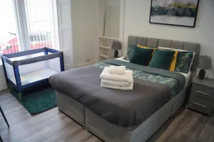 Image of Dundee Apartment - sleeps 4 - Pet Friendly