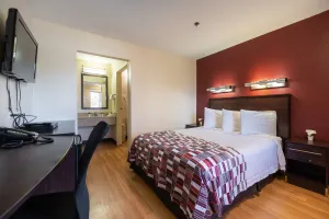 Image of California Inn and Suites, Rancho Cordova