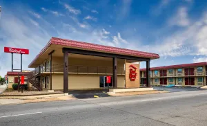 Image of Red Roof Inn Fort Smith Downtown