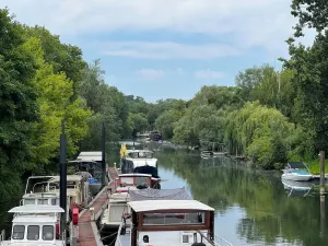 Image of L'Escale Royale Poissy Île de Migneaux - Seine
