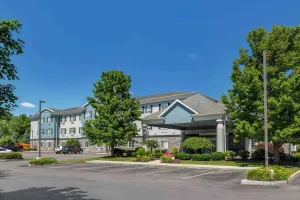 Image of Comfort Inn & Suites East Greenbush - Albany