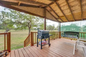 Image of Country Harwood Retreat: Trails, Creek & Wildlife