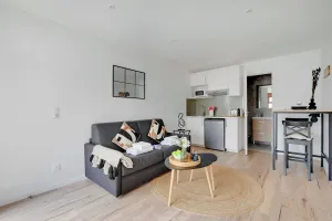 Image of Charming Studio 2P- Next Paris