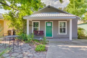 Image of Charming Pensacola Home Rental: 2 Mi to Beach!