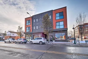Image of Downtown Traverse City Condo Less Than half Mi to Beach!