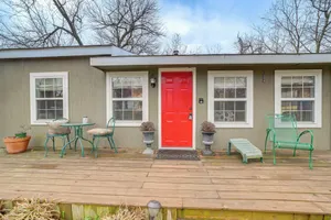 Image of Historic Cabin with Yard 1 Mi to Lake Spavinaw!