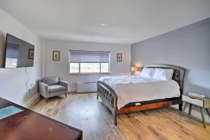 Image of Ideally Located Studio with Off-Street Parking!