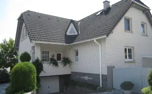 Image of Also a Modern Retreat