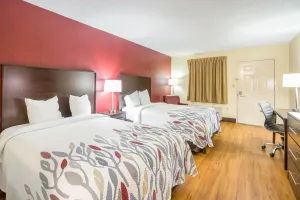 Image of Red Roof Inn Clarksville