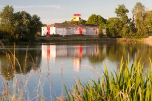Image of The Originals Access, Hôtel Bordeaux Lac