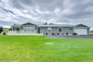 Image of Tranquil Indigo Getaway Less Than 3 Mi to Hot Pools!