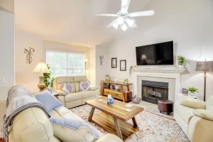 Image of Deck & Yard: Savannah Area Retreat!