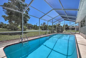Image of 1 Mi to Weeki Wachee Home with Pool in Spring Hill