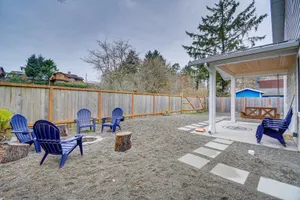 Image of Westport Home w/ Hot Tub: 2 Blocks to Beach!