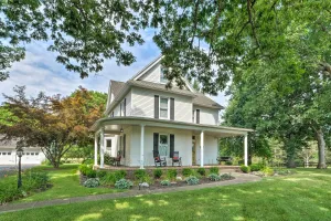 Image of Lush, Modern Farmhouse with Mtn Views and Sunroom