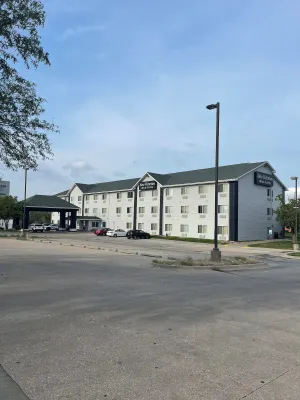 Image of New Victorian Inn & Suites Lincoln