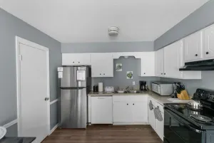 Image of 32nd Norwood Nest