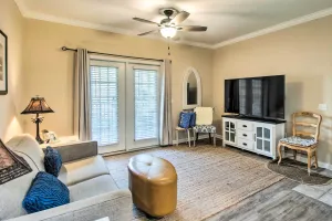 Image of Bright St Simons Island Condo with Shared Pool!