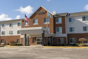 Image of Fairfield Inn and Suites by Marriott Cincinnati Eastgate