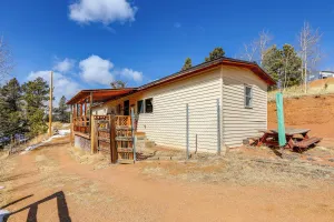 Image of Colorado Vacation Rental w/ Deck & Mtn Views