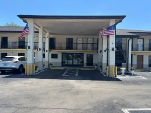 Image of High Springs Inn Soon to be Clarion Pointe