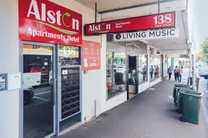 Image of Melbourne Studio Apartments Hotel - 138 Elgin Carlton