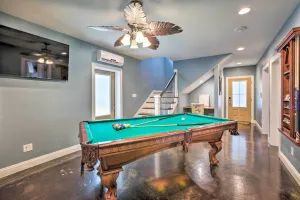 Image of Waveland Family House, 4-Minute Drive to the Beach