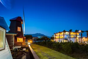 Image of Olleh Windmill Pension & Guesthouse - Hostel