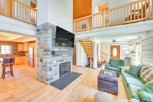 Image of 4 Mi to Dtwn: Spacious Family Cabin in Jonesville!