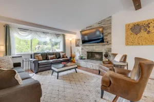 Image of Cozy Kenmore Vacation Rental with Shared Hot Tub!