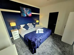 Image of Cozy House in Bridgwater - Sleeps 6 - Long stays