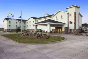 Image of Days Inn & Suites by Wyndham Columbus NE