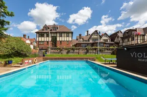 Image of De Rougemont Manor Hotel & Suites
