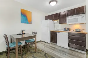 Image of MainStay Suites Madison Airport