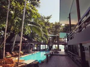 Image of Apple Beachfront Resort