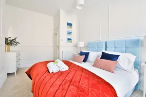 Image of Beautiful Spacious 2 Bedroom Flat with All Amenities